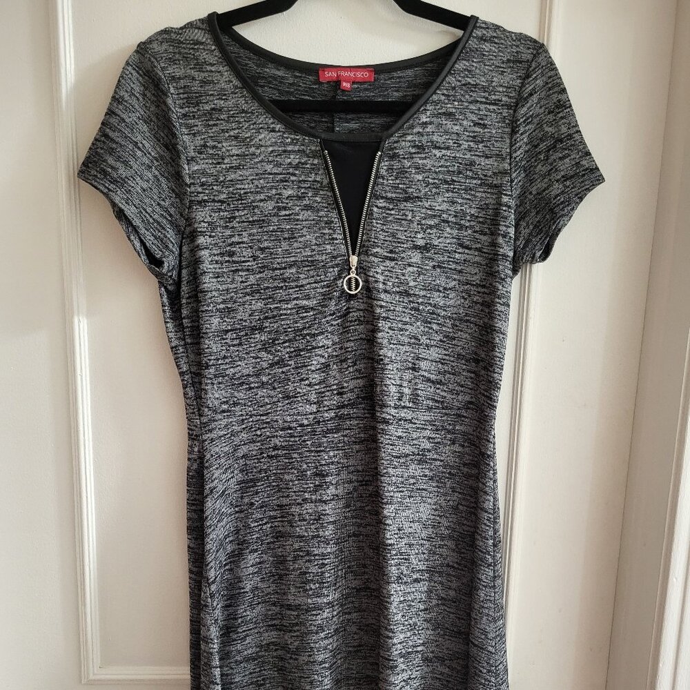 SAN FRANCISCO Marled Gray Knit A-Line Dress with Zip V-Neck - Size PS